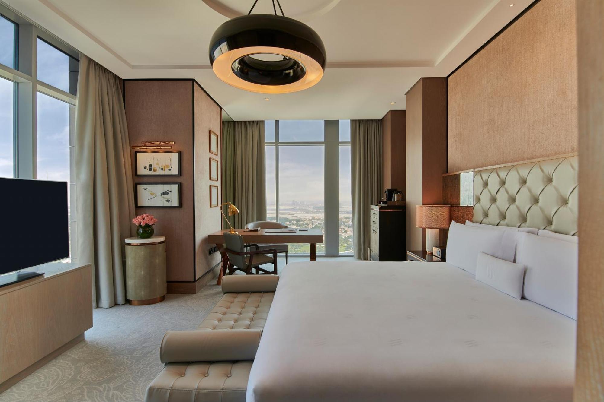월도프 아스토리아 두바이 인터내셔널 파이낸셜 센터 호텔 외부 사진 A bedroom at the hotel